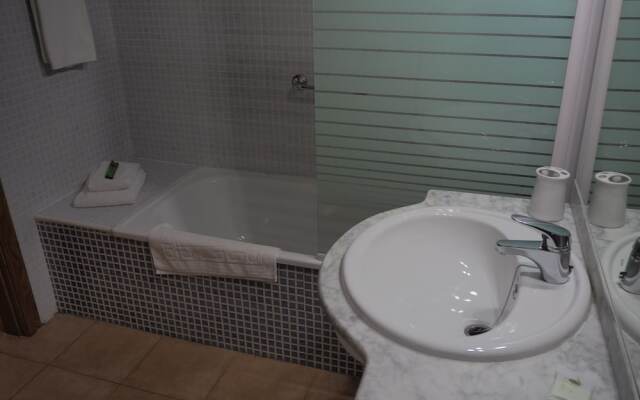 Aguilas de los Collados