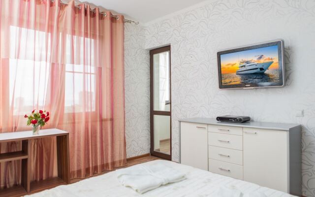 Apartment on Lenina 10