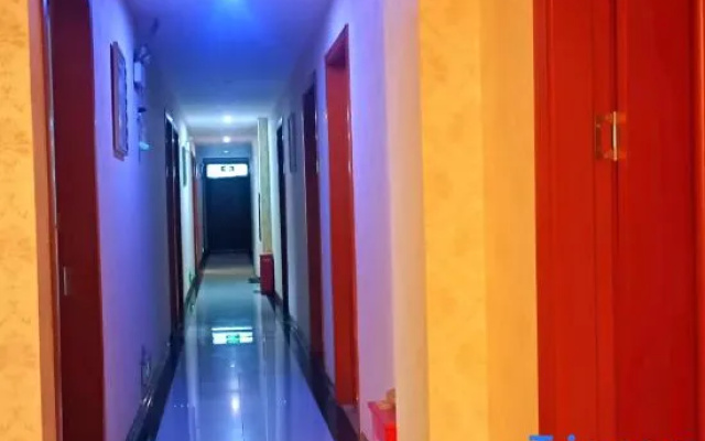 Yuzhong Hongyuan Business Hotel