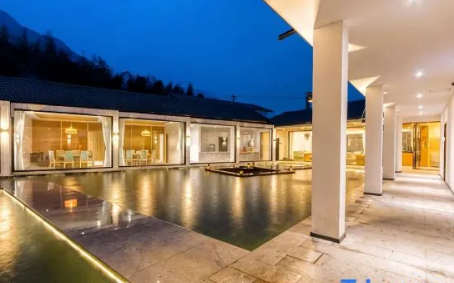 HhanXia QianMo Homestay