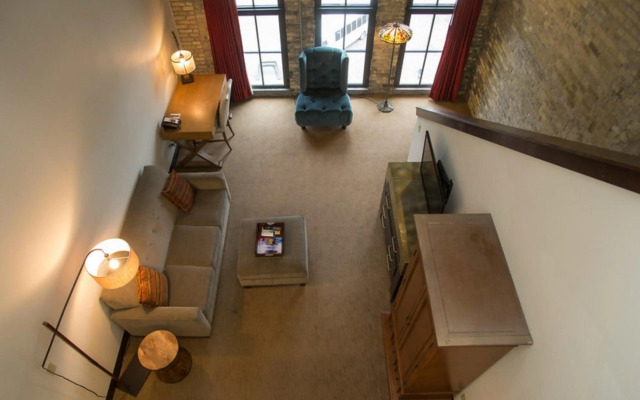 The Brewhouse Inn & Suites