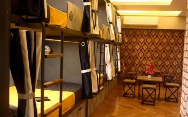 Goroomgo Charyana hotel & Dormitory