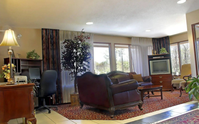 All-Movie Hotel