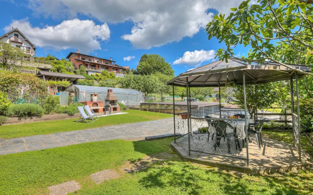 Zio Enry Garden Orta Lake