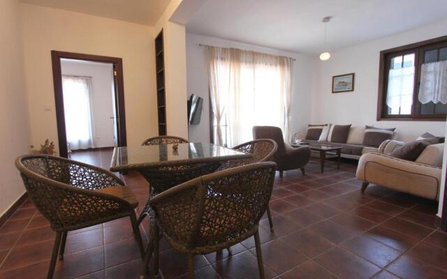 3 BR Apartment in Boka Gardens complex