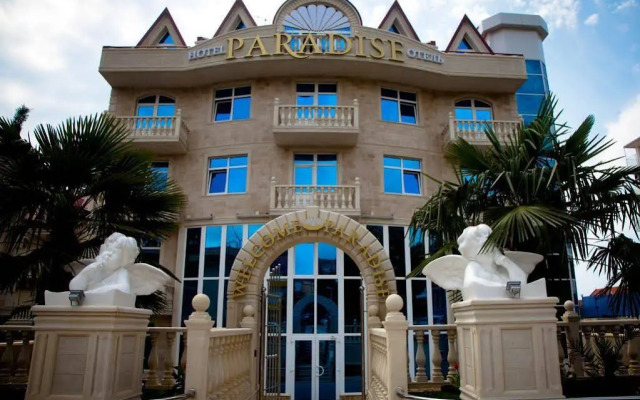 Paradise Hotel