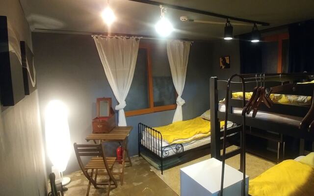 Daejeon Dalbit Stay Guest House