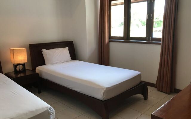 4 Bedroom Villa TG33 on Beachfront Resort SDV284-By Samui Dream Villas