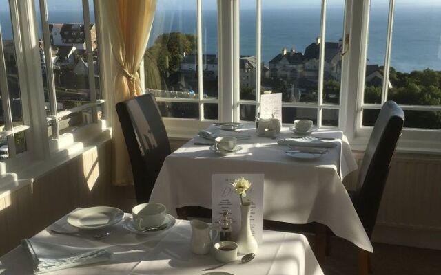 Highcliffe House