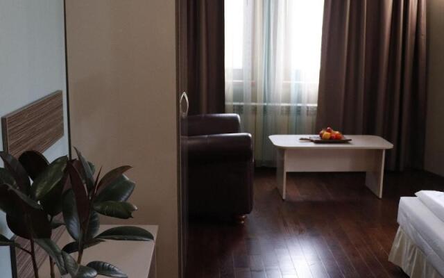 Roots Hotel & Wine Bar