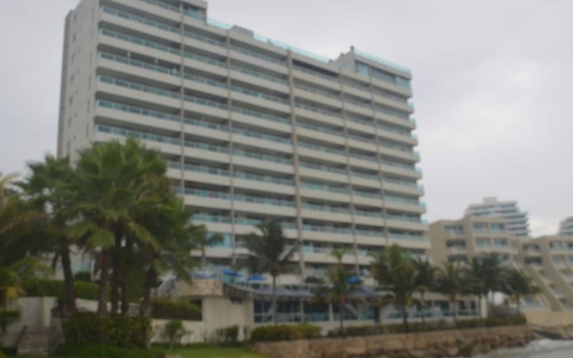 Departamento de Lujo Torre Marina Salinas