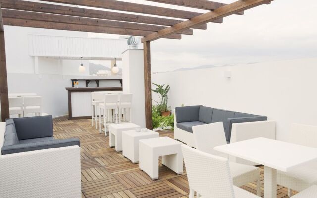 Living4Malaga Suites Superior