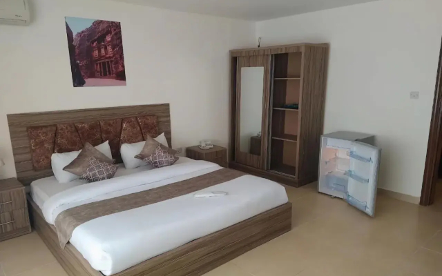 Rayan Hotel Suites
