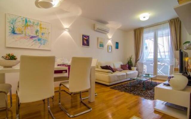 Harmony Apartment