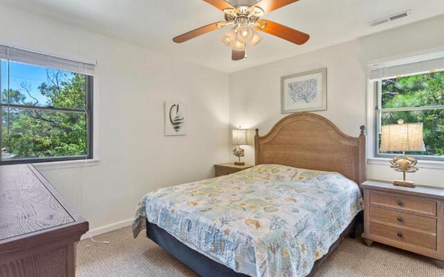 1100 - La Maison De Geezer