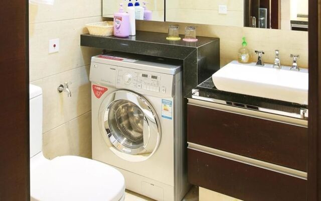 C&Q Apartment Xingguang Branch