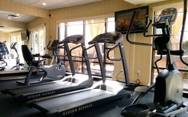 Holiday Inn Express Hotel & Suites Riverport Richmond by IHG