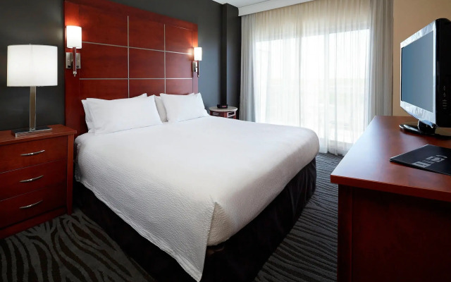 Residence Inn by Marriott Montreal Airport