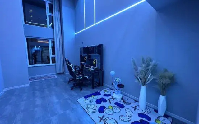 Y² E-Sports Hotel