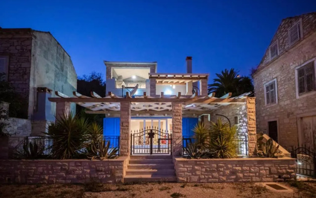 Luxury Apartment Marina View No 1