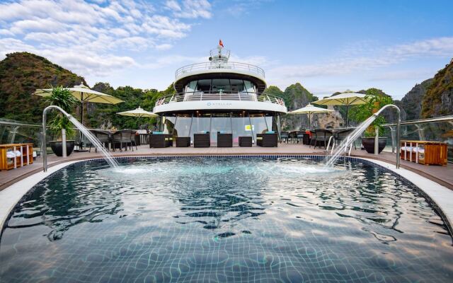 Stellar of the Seas