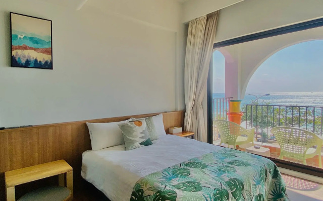 Mini Summer Hostel