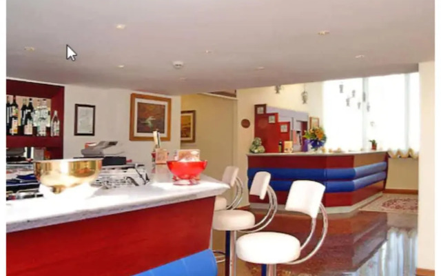 Recina Hotel
