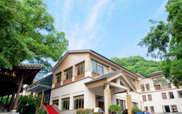 Hupao Mountain Resort