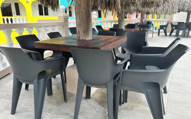 Merakii Seaview Escape Curacao