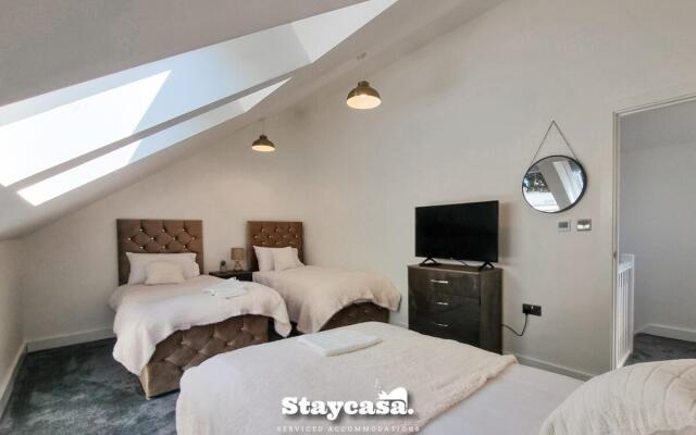 Lovely Modernist 4 Bed House