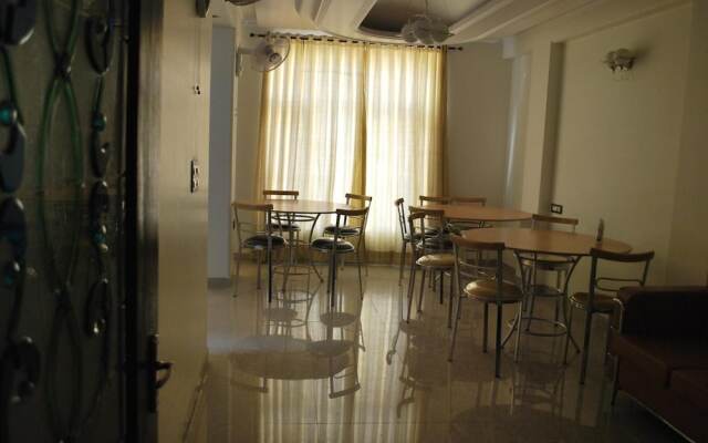 Hotel Gokul Residency