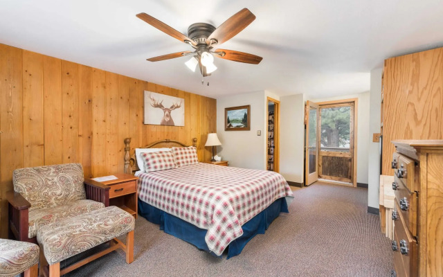 4 Seasons Inn on Fall River