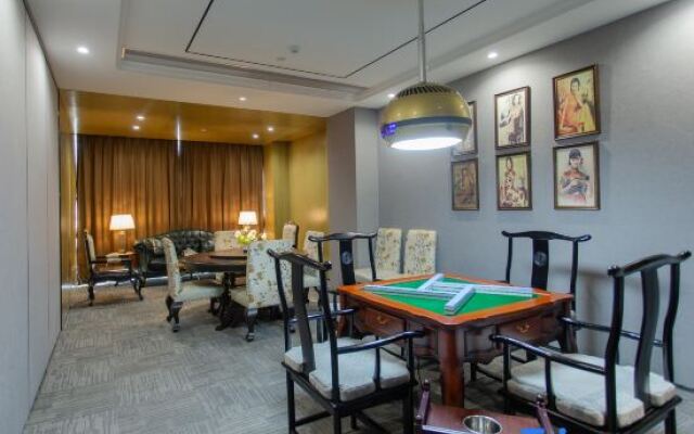 Glady Hotel