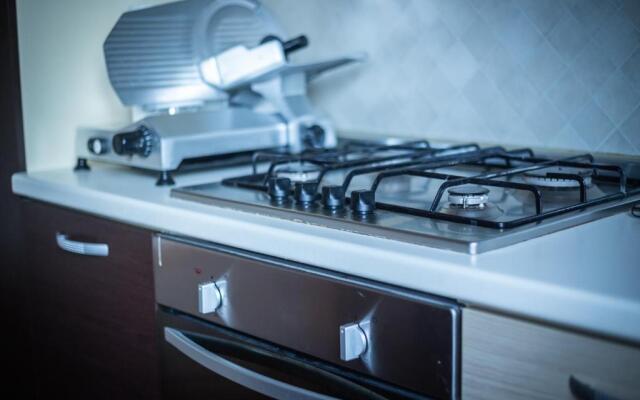 Cinematic Modern Flat, 100 mt da Ospedale