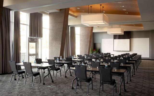Archer Hotel Falls Church
