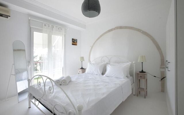 Ano Patisia - A 5th Floor Penthouse