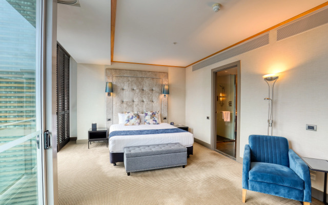Marsden Viaduct Hotel