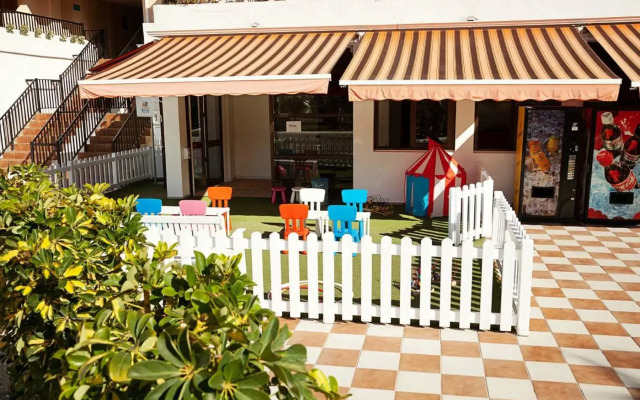 Coral Compostela Beach Hotel