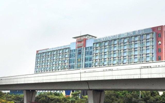 Lavande Hotels Shenzhen Longgang Dayun Center Jixiang Metro Station