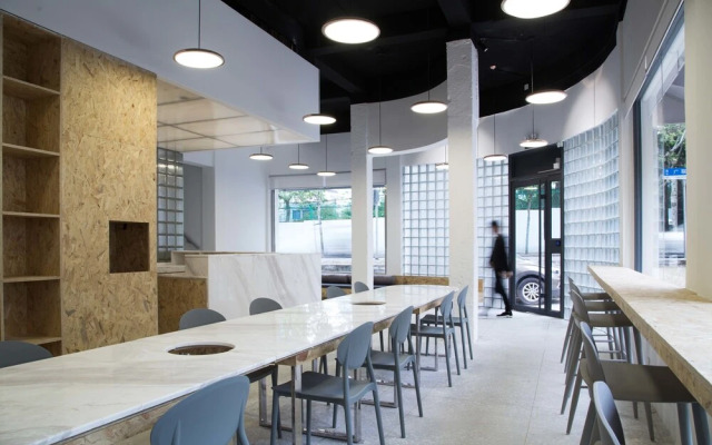 WEFLOW Hostel