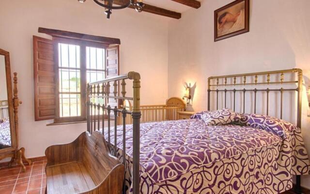 Cada Adrian Almachar by Ruralidays