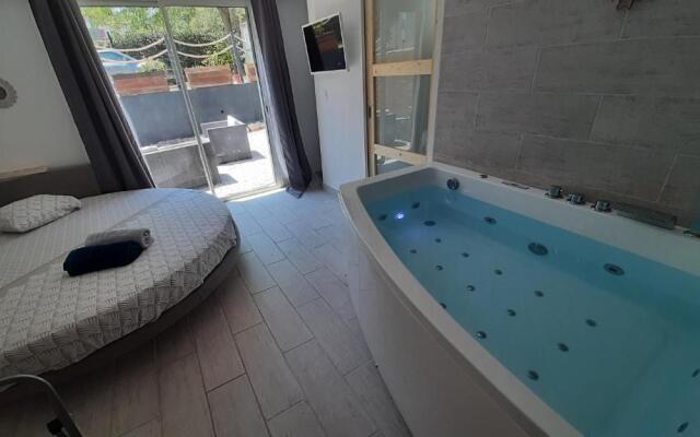 Allegria Nimes Chambre Deluxe Spa