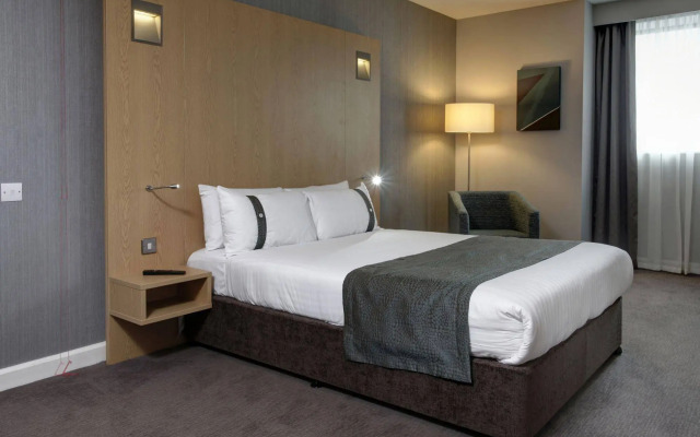 Holiday Inn London - Luton Airport by IHG