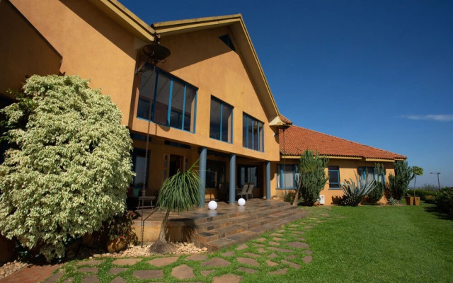 Mbuya Villa in Kampala