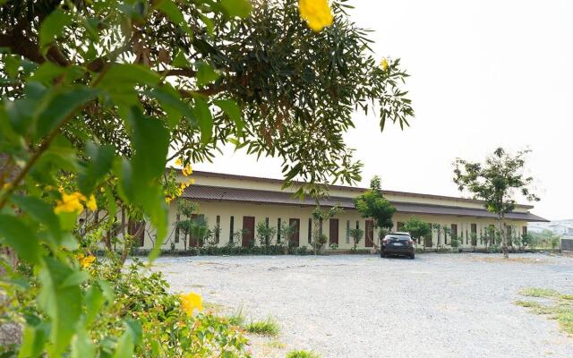 Sasi Nonthaburi Hotel