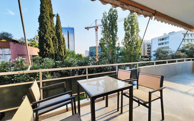 Etolou B5 - by Verde Apartments