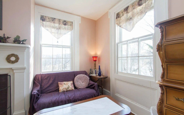 The Harbor Rose Bed & Breakfast