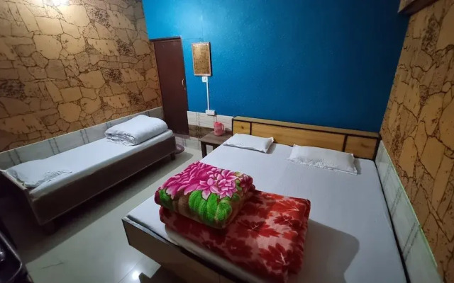 J M S Guest House