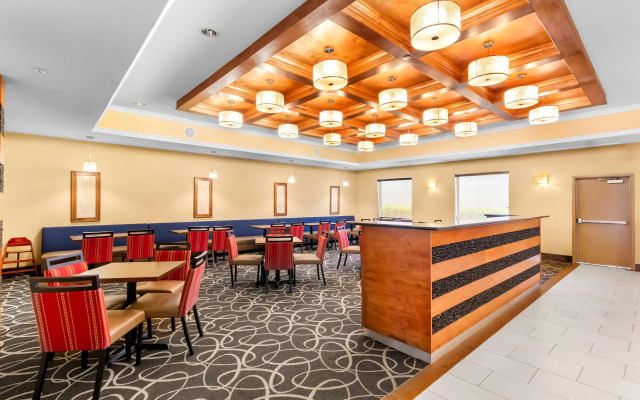 Comfort Suites at Katy Mills