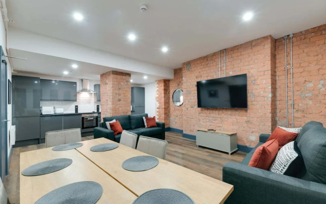 Harrisons Aparthotel